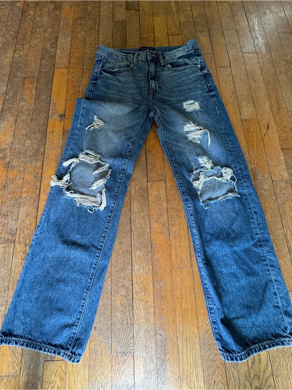 Aeropostale Women’s Ripped Dark Blue Straight Jeans